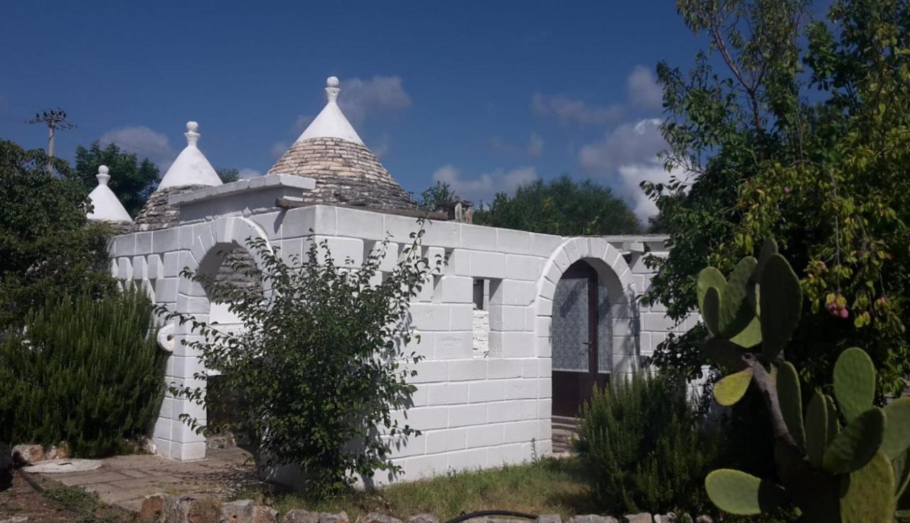Trulli Aurasia オストゥーニ エクステリア 写真